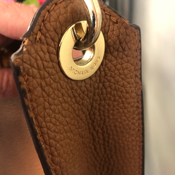 Michael Kors Tan Adjustable Crossbody Bag - Picture 9 of 9